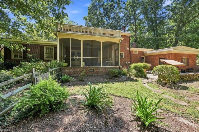 414 Forest Hill Cres, Suffolk, VA 23434