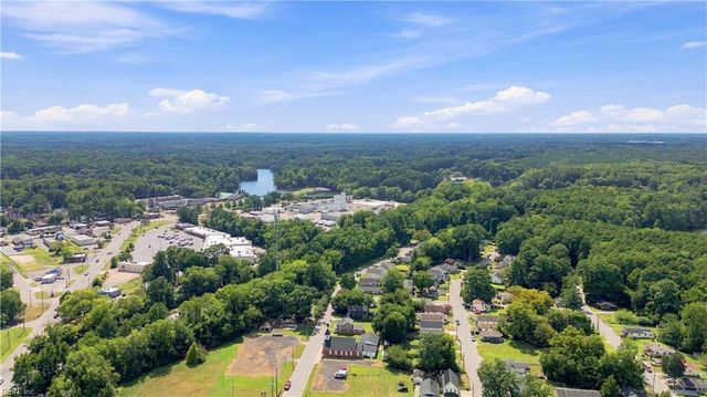 414 Forest Hill Cres, Suffolk, VA 23434