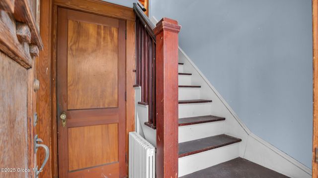 1528 Bouton Road, Troy, NY 12180