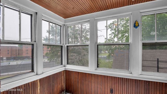 1528 Bouton Road, Troy, NY 12180