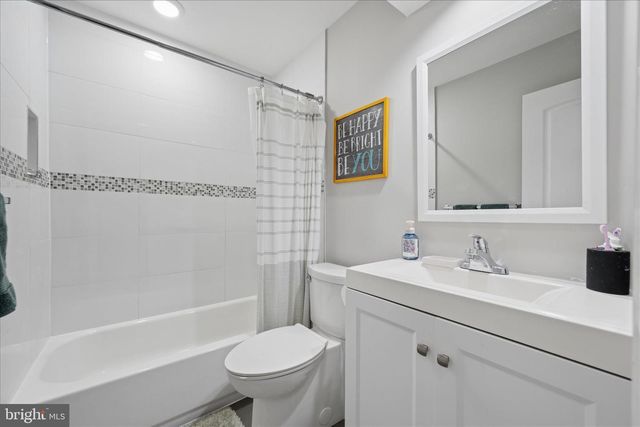 7408 CINNABAR TER, Gaithersburg, MD 20879