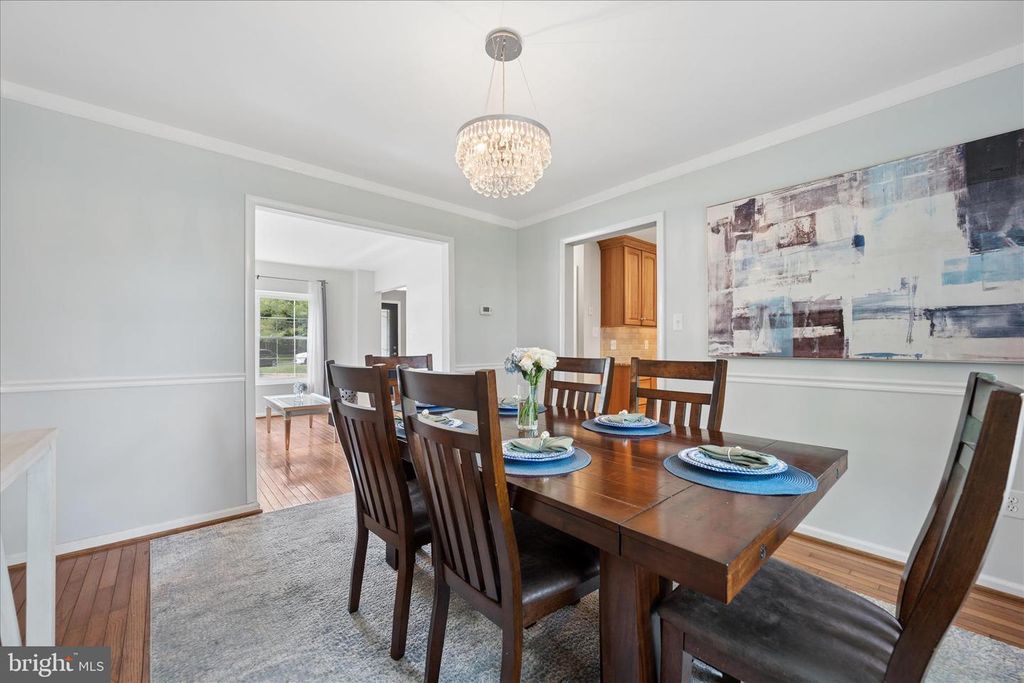 Image 11 of property listing at 7408 CINNABAR TER, Gaithersburg, MD 20879
