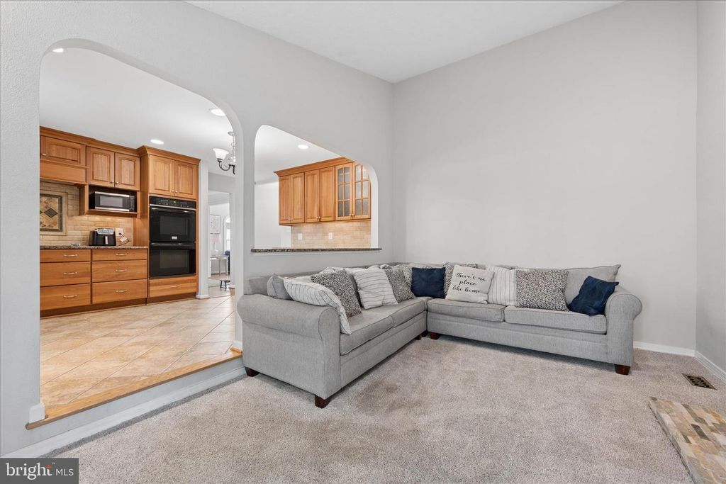 Image 21 of property listing at 7408 CINNABAR TER, Gaithersburg, MD 20879