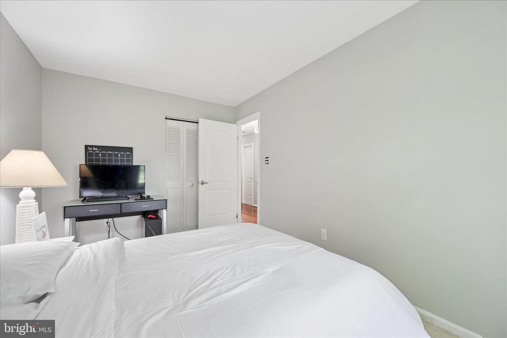 Image 29 of property listing at 7408 CINNABAR TER, Gaithersburg, MD 20879