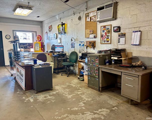 2218 W 9th Street, Marion, IN 46953