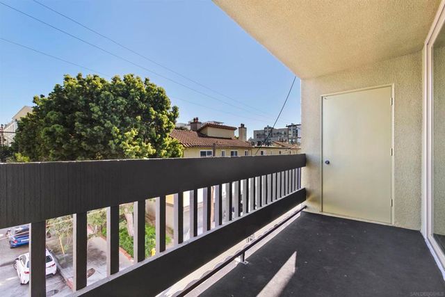 3825 centre street 19, San Diego, CA 92103