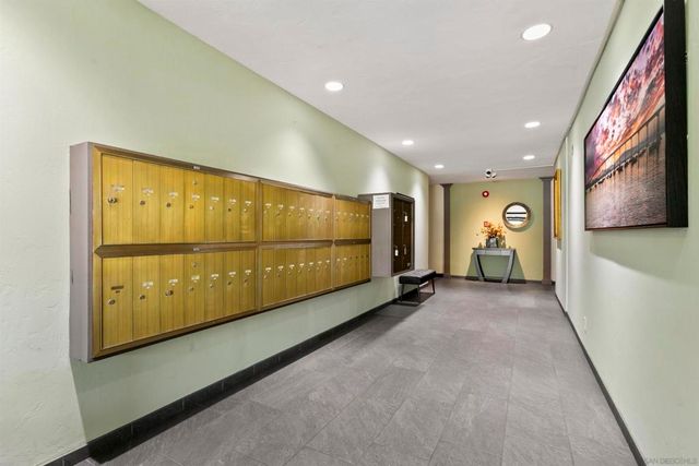 3825 centre street 19, San Diego, CA 92103