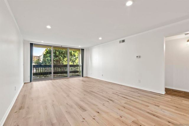 3825 centre street 19, San Diego, CA 92103