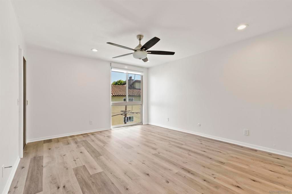 Image 13 of property listing at 3825 centre street 19, San Diego, CA 92103