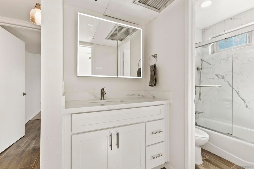 Image 19 of property listing at 3825 centre street 19, San Diego, CA 92103