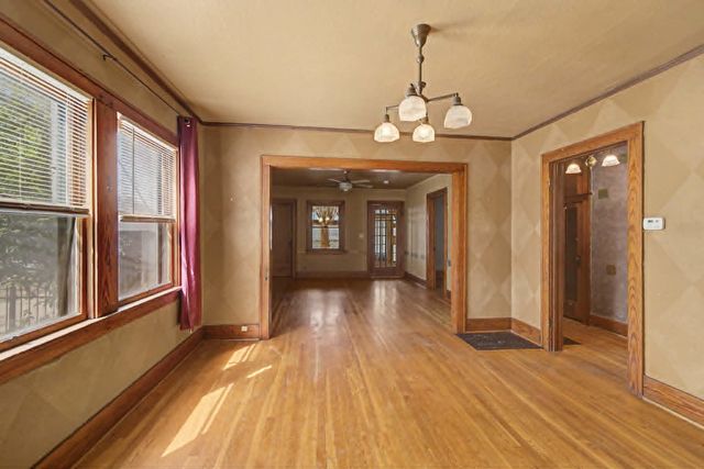 138 N 10th St., Salina, KS 67401