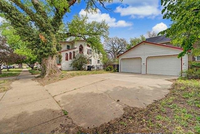 138 N 10th St., Salina, KS 67401