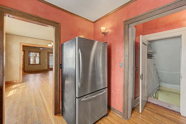 138 N 10th St., Salina, KS 67401