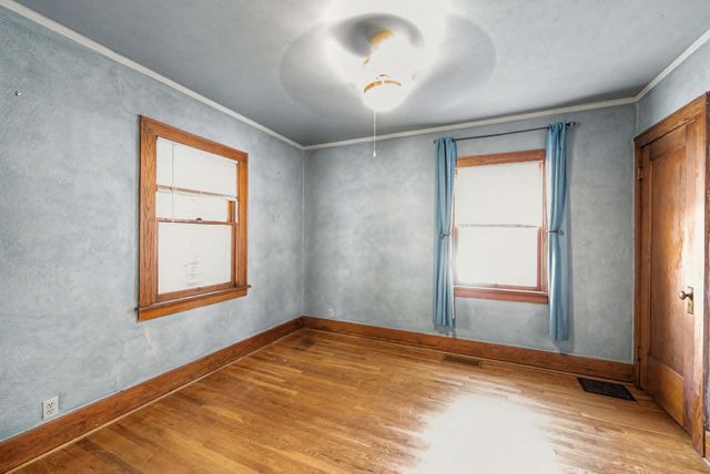 138 N 10th St., Salina, KS 67401
