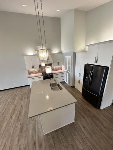 2621 BAY HARBOR CIRCLE, Green Bay, WI 54304