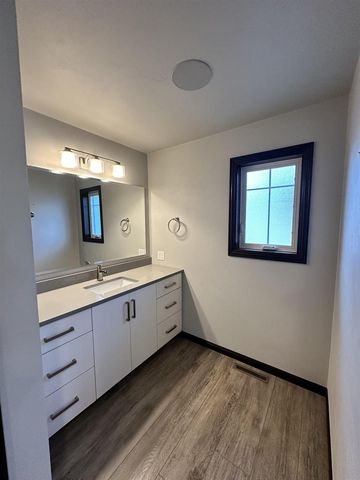 2621 BAY HARBOR CIRCLE, Green Bay, WI 54304