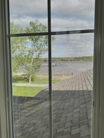 2621 BAY HARBOR CIRCLE, Green Bay, WI 54304