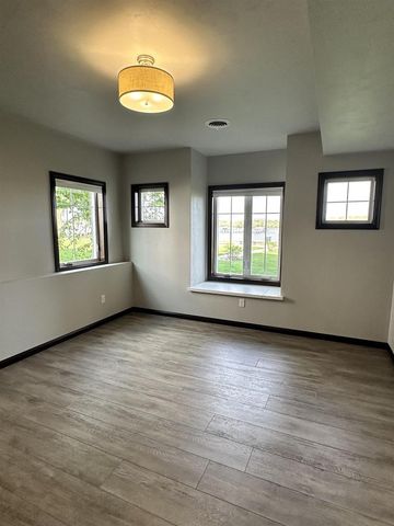 2621 BAY HARBOR CIRCLE, Green Bay, WI 54304