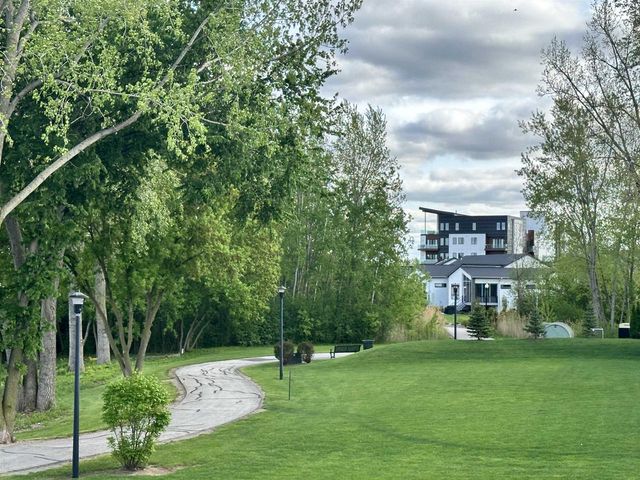 2621 BAY HARBOR CIRCLE, Green Bay, WI 54304