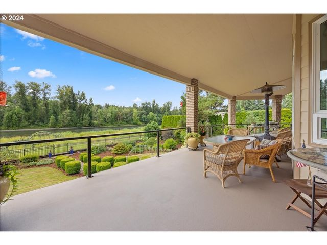 19710 Se SEMPLE Rd, Damascus, OR 97089