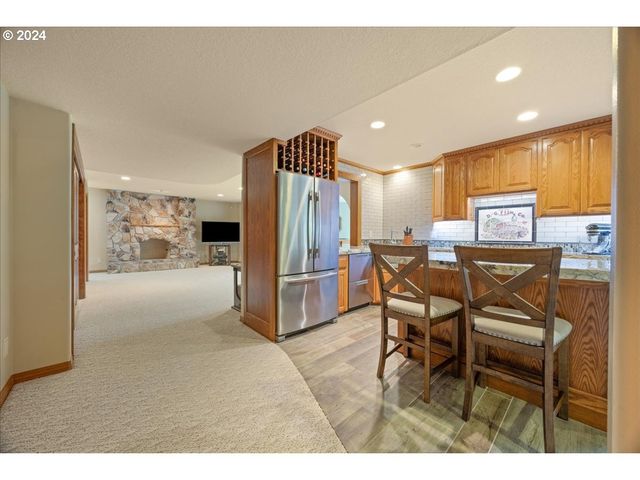 19710 Se SEMPLE Rd, Damascus, OR 97089