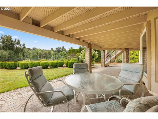 19710 Se SEMPLE Rd, Damascus, OR 97089