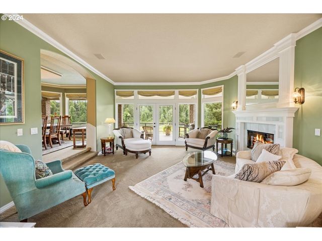 19710 Se SEMPLE Rd, Damascus, OR 97089