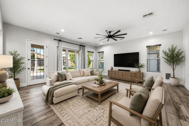 17962 W MONTECITO Avenue, Goodyear, AZ 85395