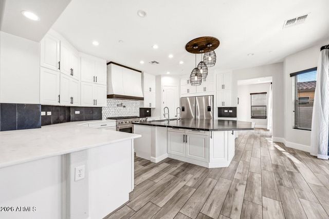 17962 W MONTECITO Avenue, Goodyear, AZ 85395