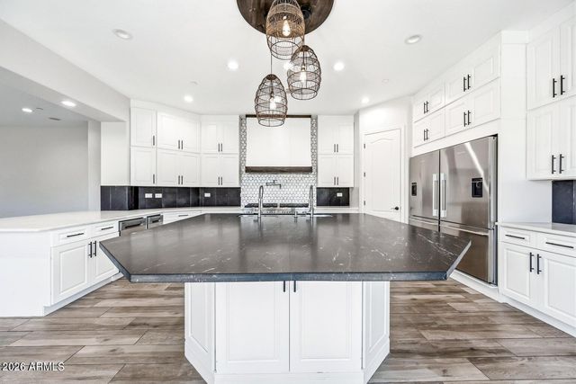 17962 W MONTECITO Avenue, Goodyear, AZ 85395