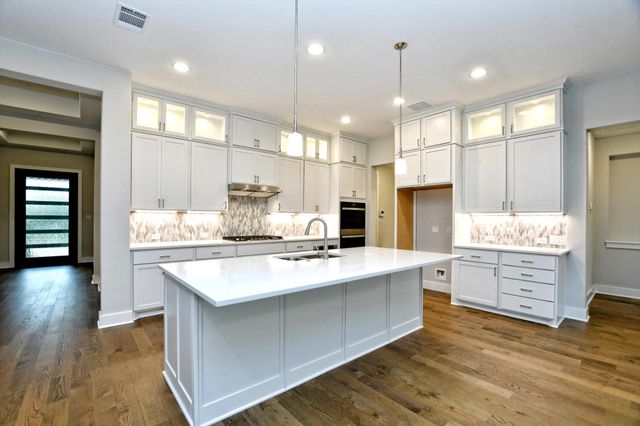 4616 Destination WAY, Jonestown, TX 78645