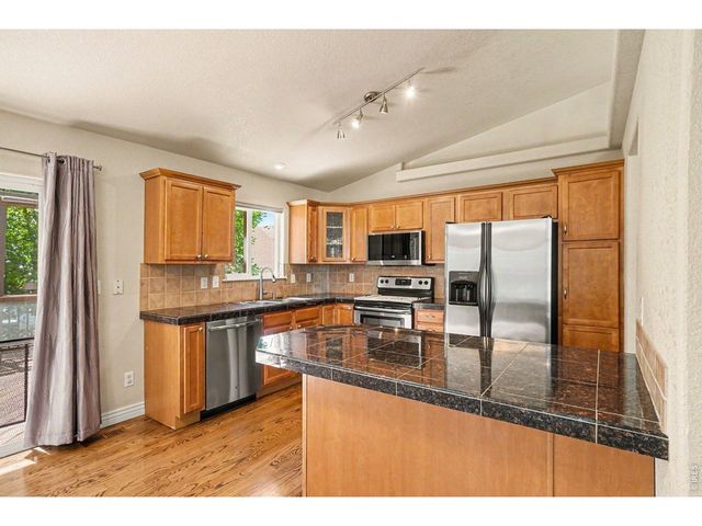 428 Wind River Dr, Windsor, CO 80550