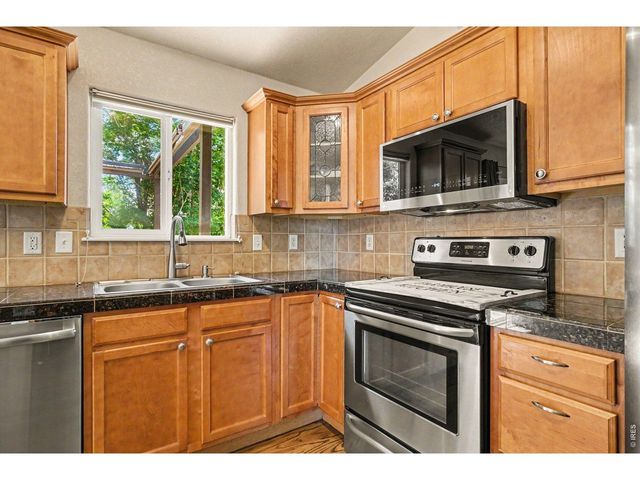 428 Wind River Dr, Windsor, CO 80550