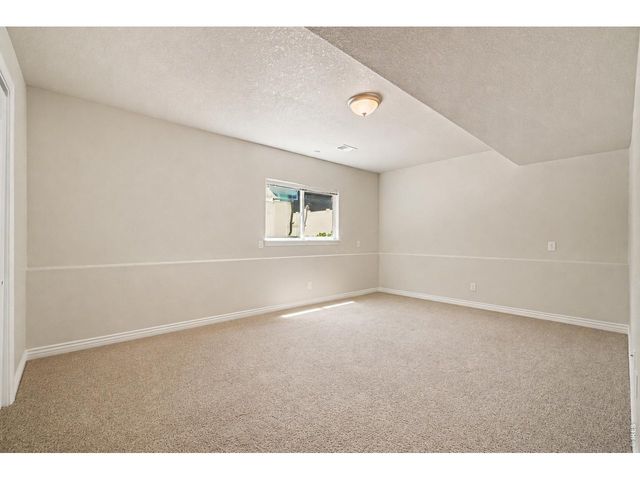 428 Wind River Dr, Windsor, CO 80550