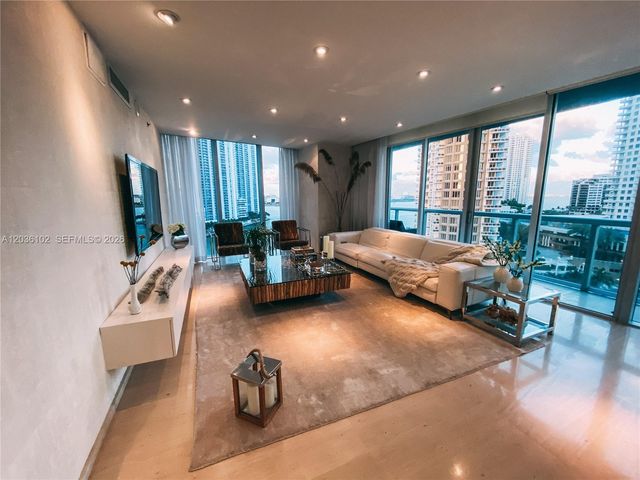465 Brickell Ave 1101, Miami, FL 33131
