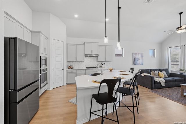 426 Foxtail Valley, Cibolo, TX 78108