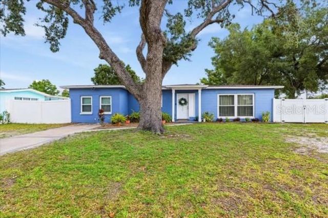 4601 N EMERALD AVENUE, Tampa, FL 33614