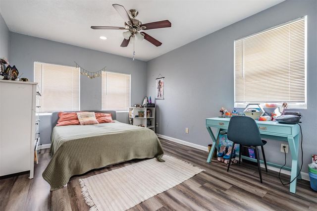 4601 N EMERALD AVENUE, Tampa, FL 33614