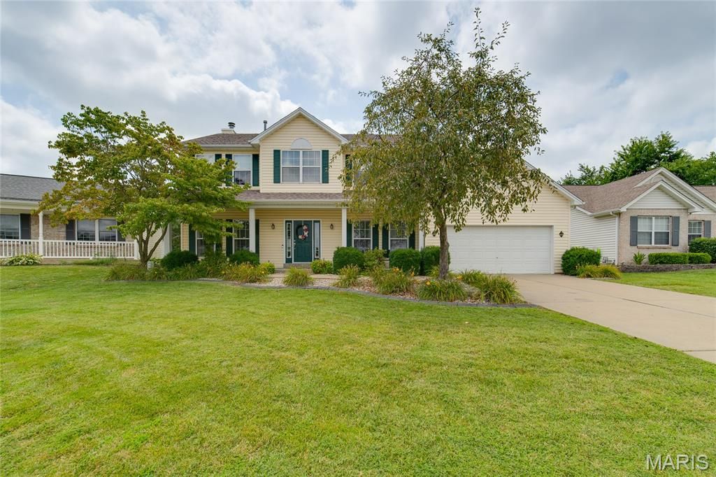 1441 Schoal Creek Drive, St Peters, MO 63366