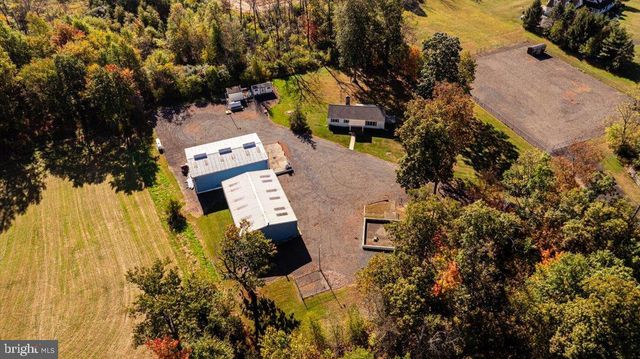 563 DEEP RUN RD, Perkasie, PA 18944
