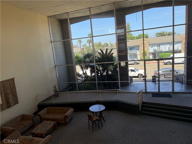 400 N Acacia, Fullerton, CA 92831