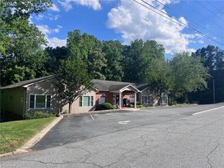 21 Sunrise Avenue, Lexington, NC 27292