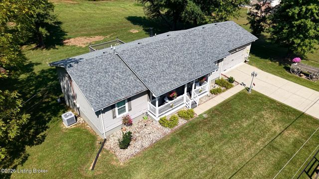900 Hickory Dr, Vine Grove, KY 40175