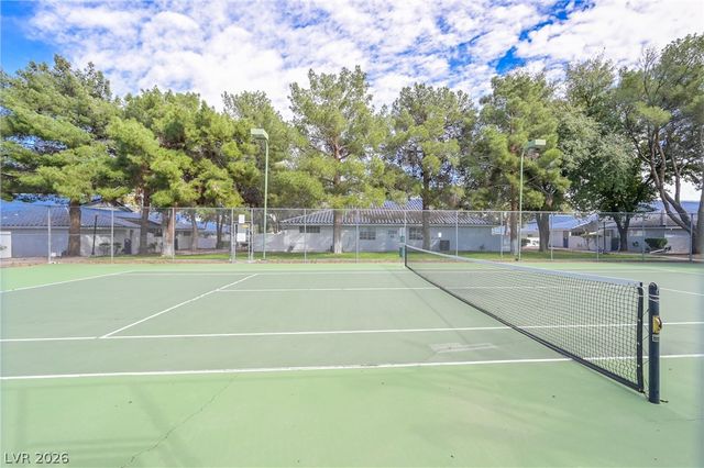 2032 Bavington Drive B, Las Vegas, NV 89108