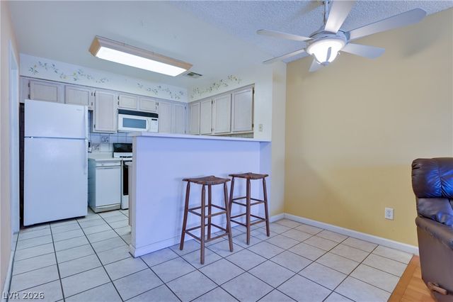 2032 Bavington Drive B, Las Vegas, NV 89108