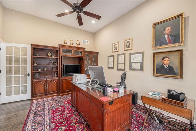 1727 Lake Alvamar Drive, Lawrence, KS 66047