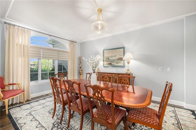 1727 Lake Alvamar Drive, Lawrence, KS 66047