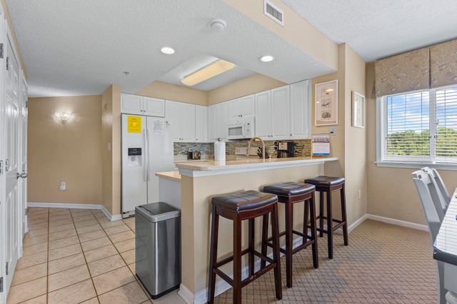 4801 Harbor Pointe Dr Unit 301, North Myrtle Beach, SC 29582
