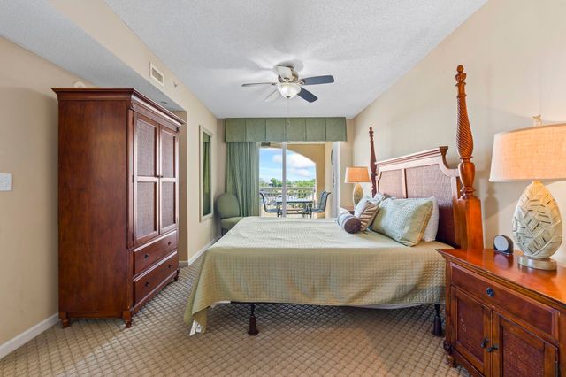 4801 Harbor Pointe Dr Unit 301, North Myrtle Beach, SC 29582
