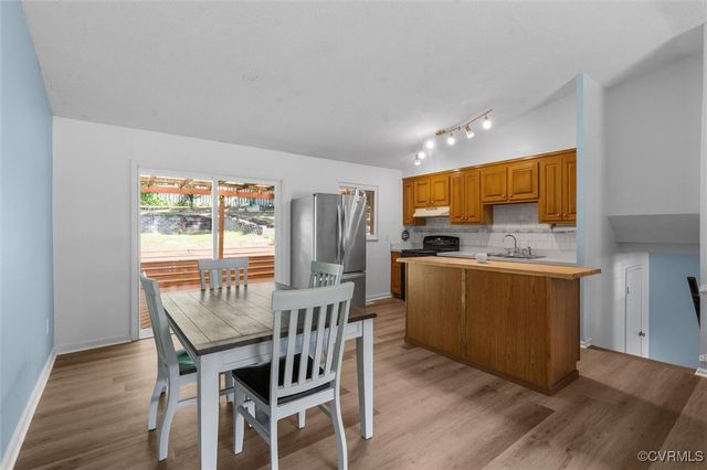 9120 Pepperidge Rd, Chesterfield, VA 23236